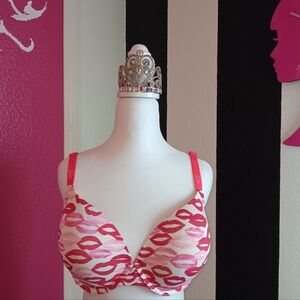 Victoria's Secret Pink and Red Lip Print Bra